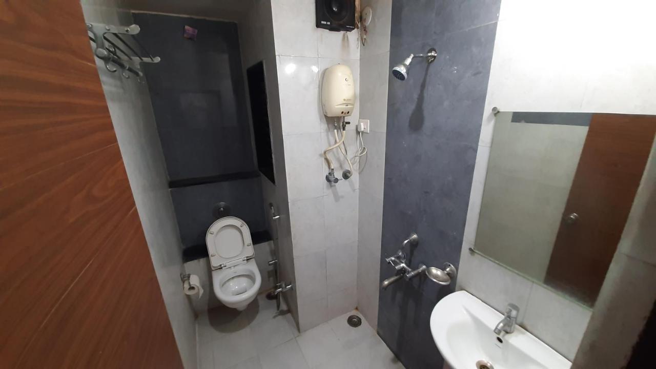 City Palace Hotel होटल सिटी पैलेस Nashik Exterior foto